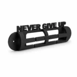 نگهدارنده مدال Never Give Up با طراحی مدرن و نصب دیواری